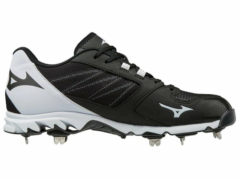 Mizuno Dominant 2 Men's Metal Cleats 4 Mizuno Dominant 2 Men's Metal Cleats